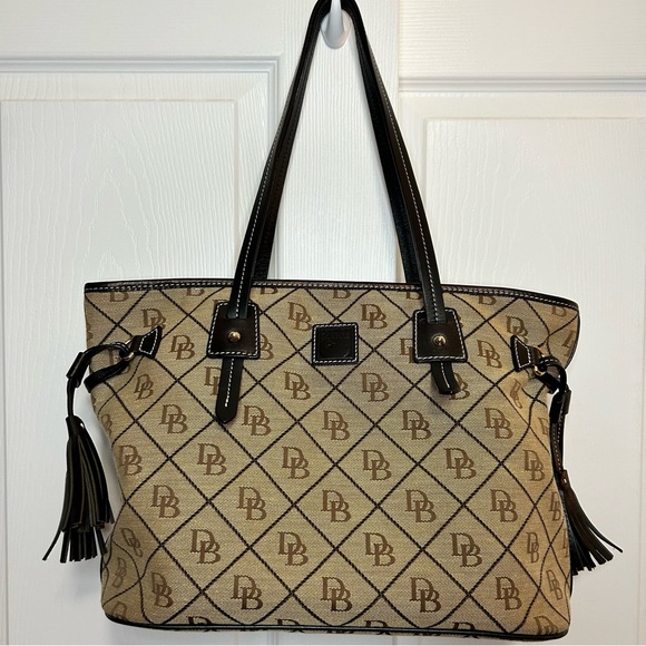 Dooney & Bourke Large Monogram Tote Bag - Picture 1 of 11